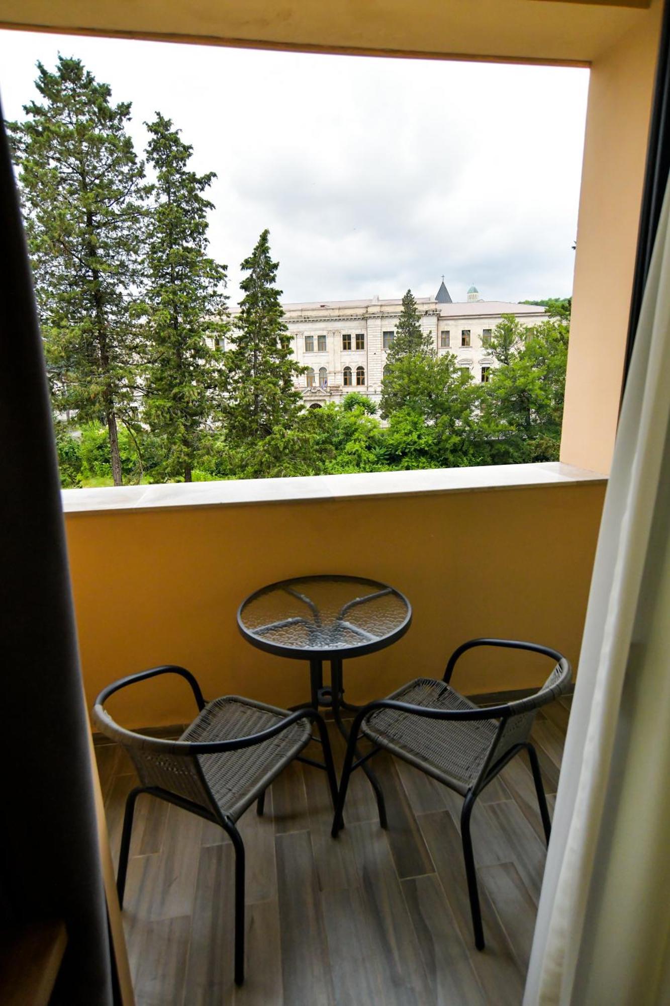 Gelati Residence Kutaisi Exterior photo